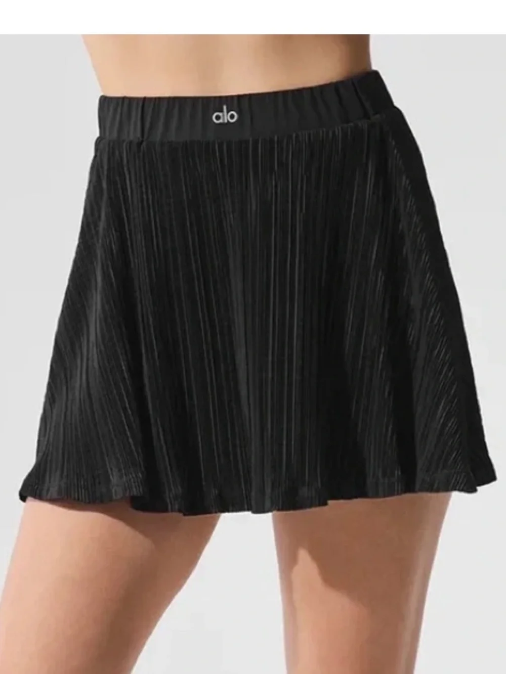 NWT Alo Women’s M Micro Plisse Black Pleated Skirt Liner + Pockets - Medium